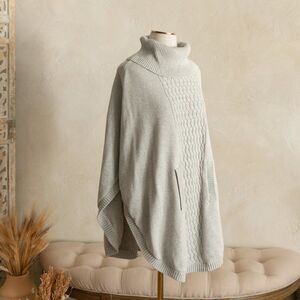 Women’s CAbi Gray Cowl‎ Neck Cable Knit Poncho Sweater size S